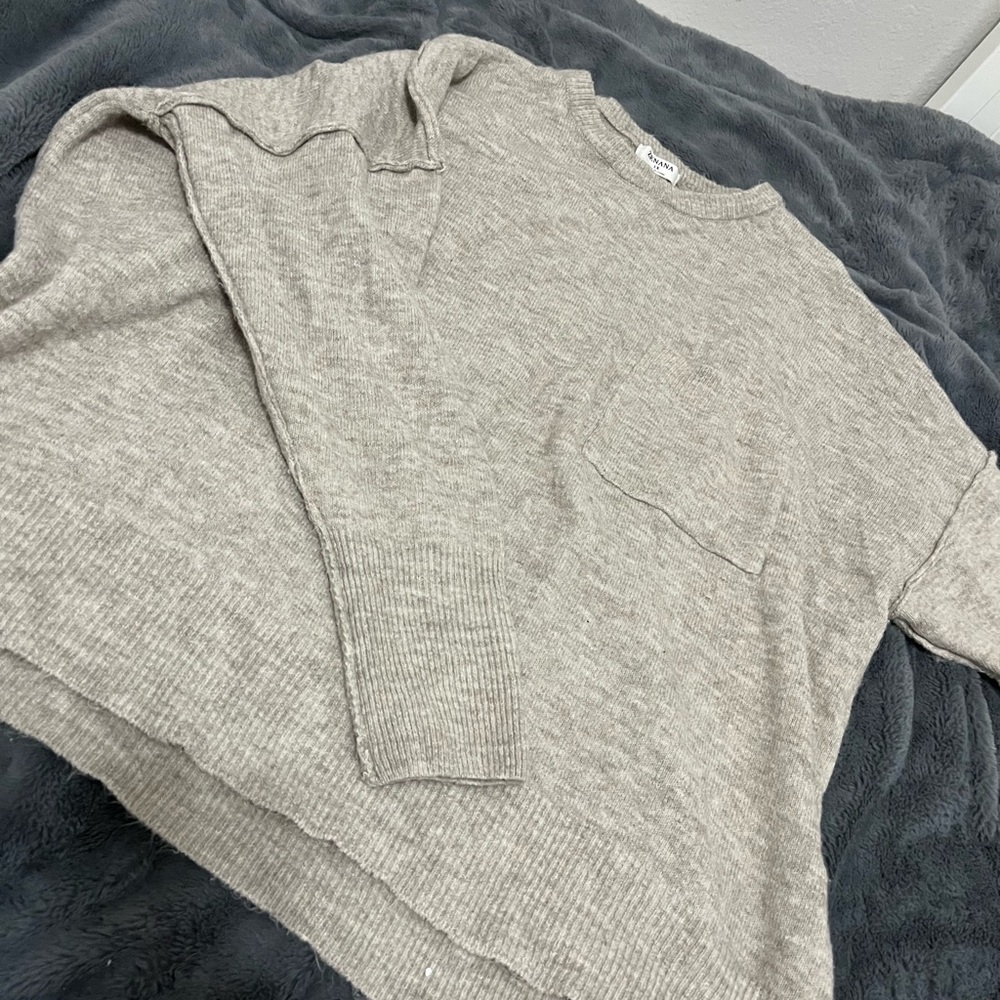 Zenana Outfitters Light Gray Women's Sweater